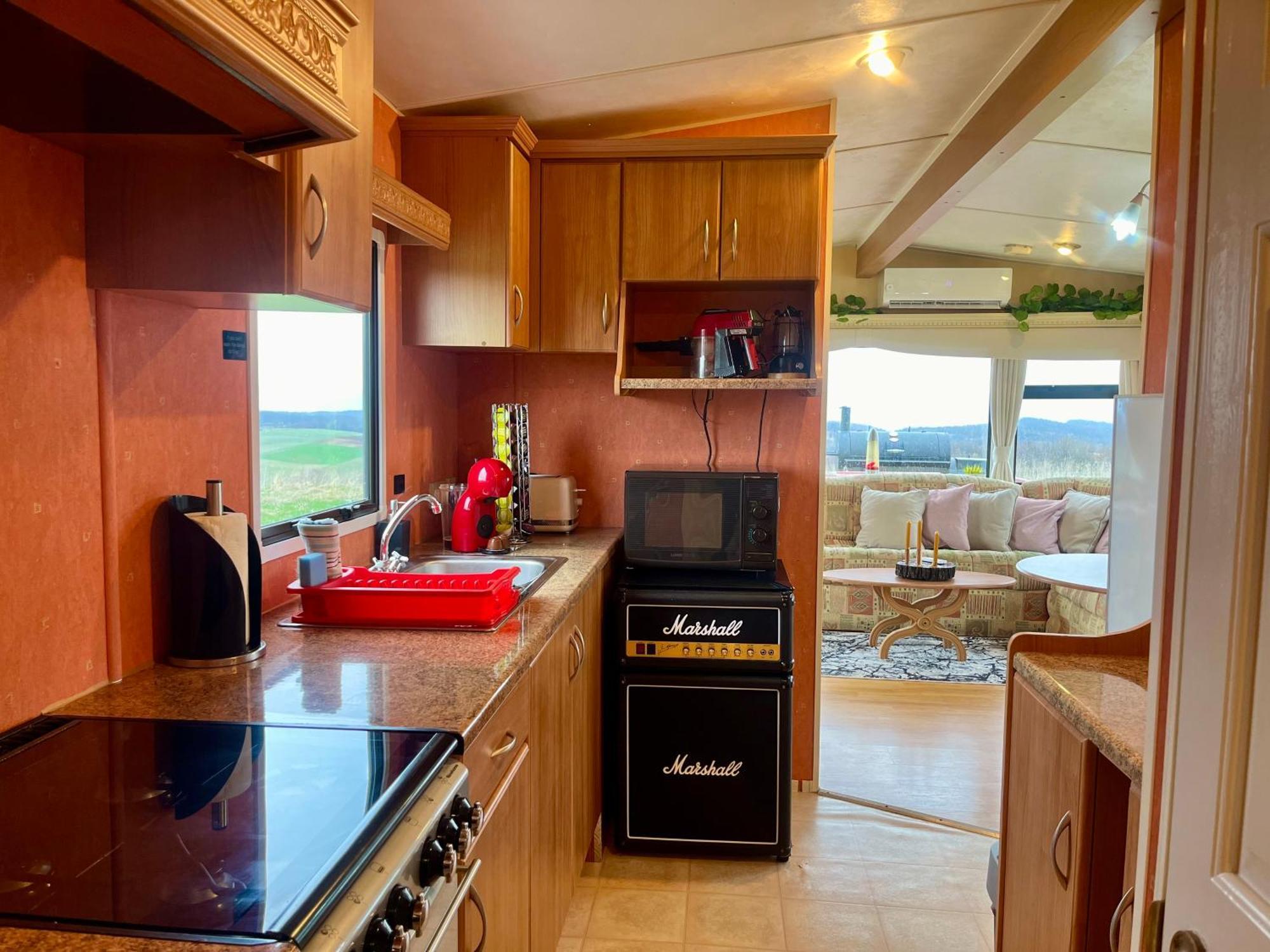 Mountaintop Panoramaview Casa In Bihor Apuseni バドゥ・クリシュルイ エクステリア 写真
