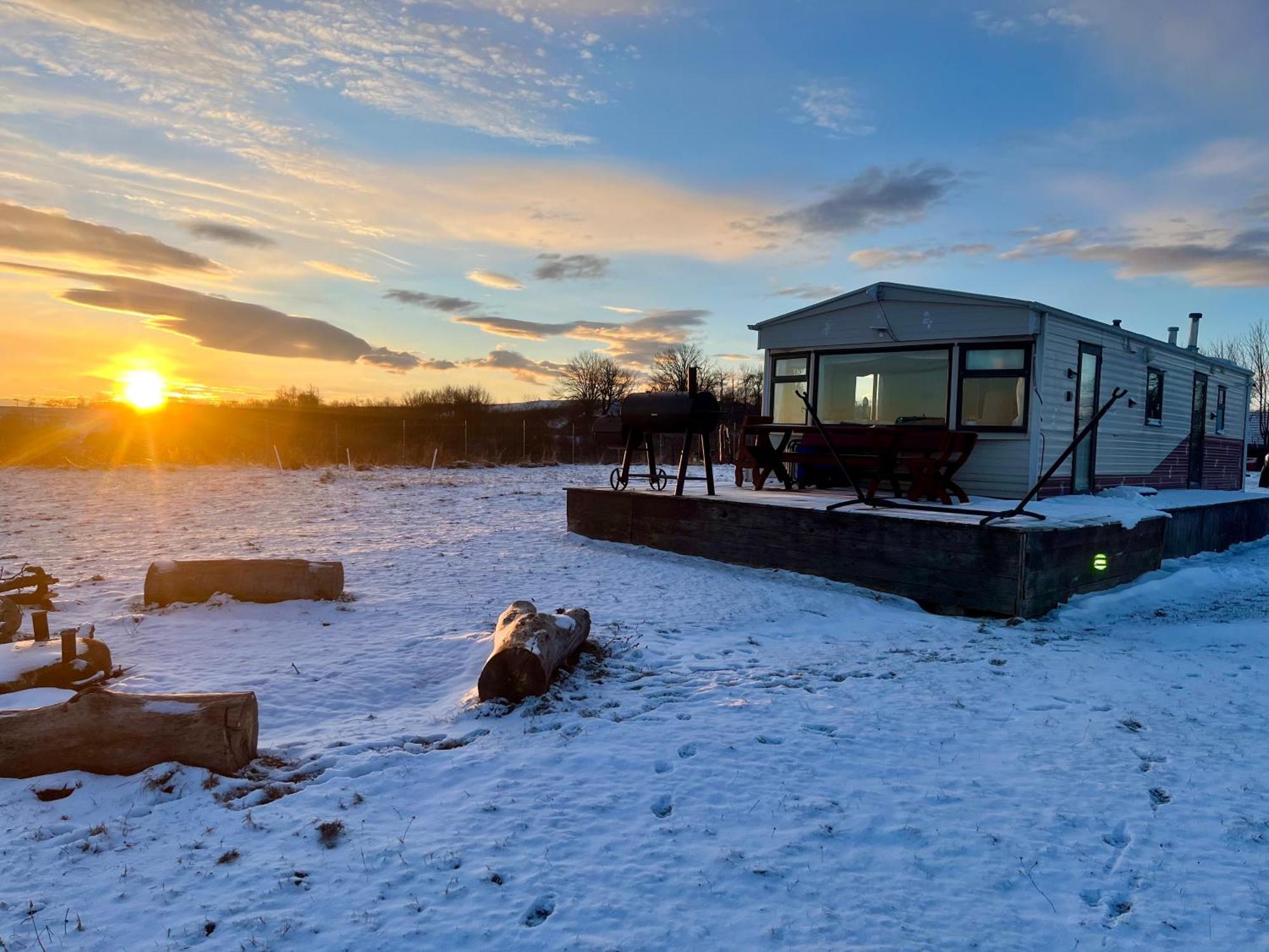 Mountaintop Panoramaview Casa In Bihor Apuseni バドゥ・クリシュルイ エクステリア 写真
